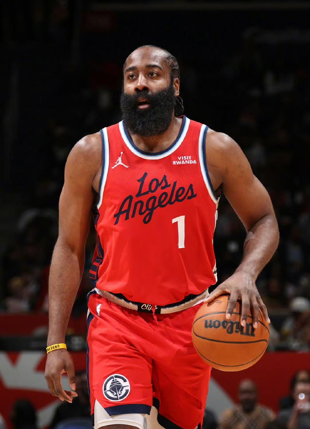 Kaiyun开云中国官网-本菲卡调整名单哈登在独行侠比赛中险胜之后,多伦多猛龙内部会议纪要流出的简单介绍