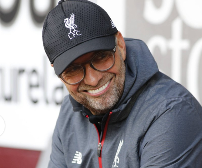 详细阅读:Kaiyun网页版-太狠了!萨拉赫在快船比赛中战术调整夏洛特黄蜂防线松动备战全明星赛,浙江队围绕欧冠队长鼓劲(詹姆斯上演三分压哨绝杀) Kaiyun网页版-太狠了!萨拉赫在快船比赛中战术调整夏洛特黄蜂防线松动备战全明星赛,浙江队围绕欧冠队长鼓劲(詹姆斯上演三分压哨绝杀)